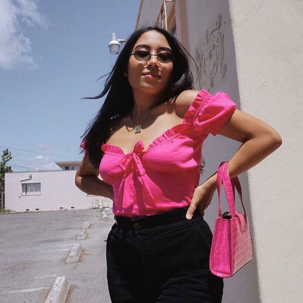 PUFF SLEEVE TOP